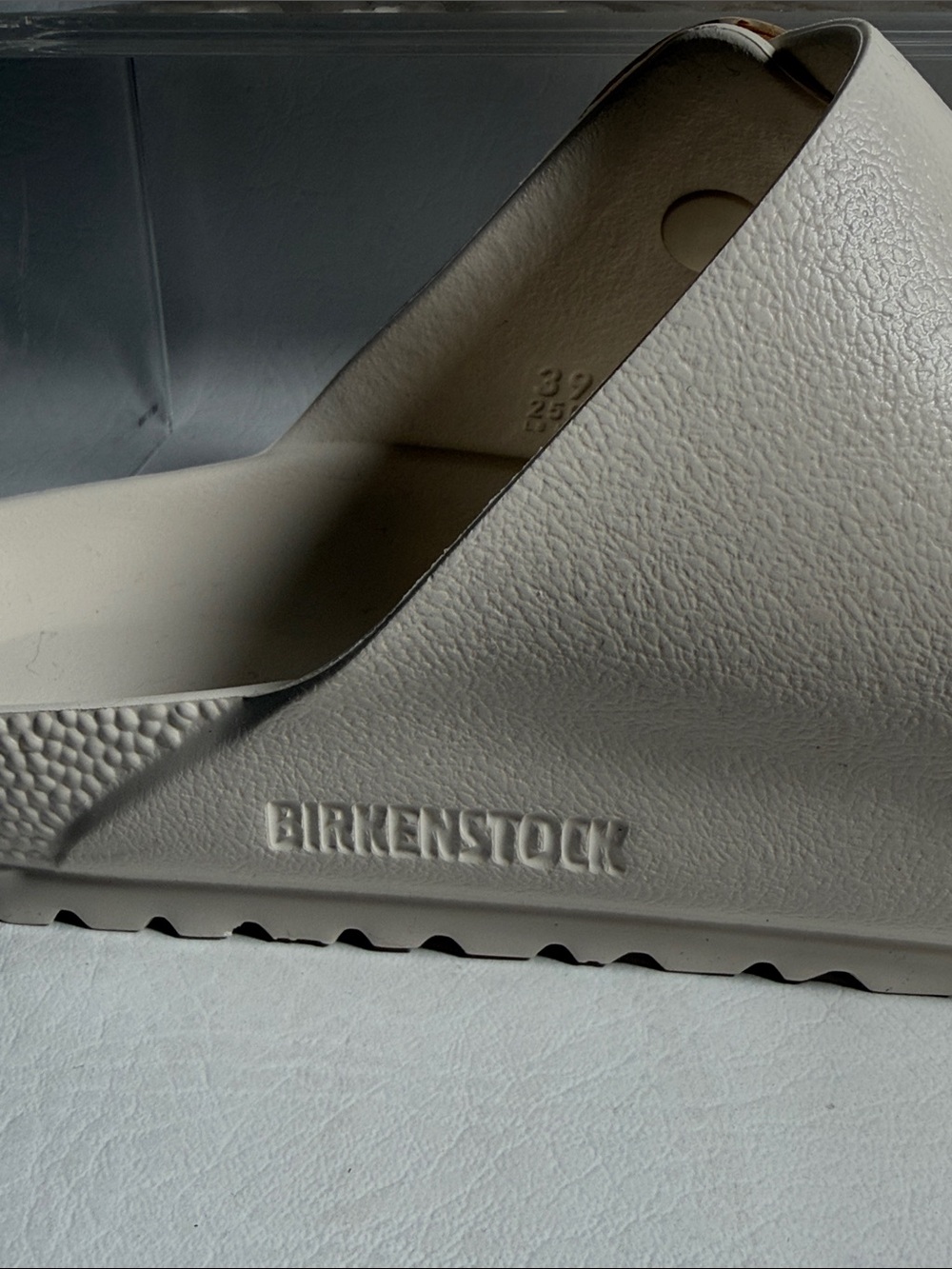 Birkenstock NWOT Arizona Big Buckle Sandals Water-Friendly Eggshell Sz 39 or 8 - Picture 4 of 8